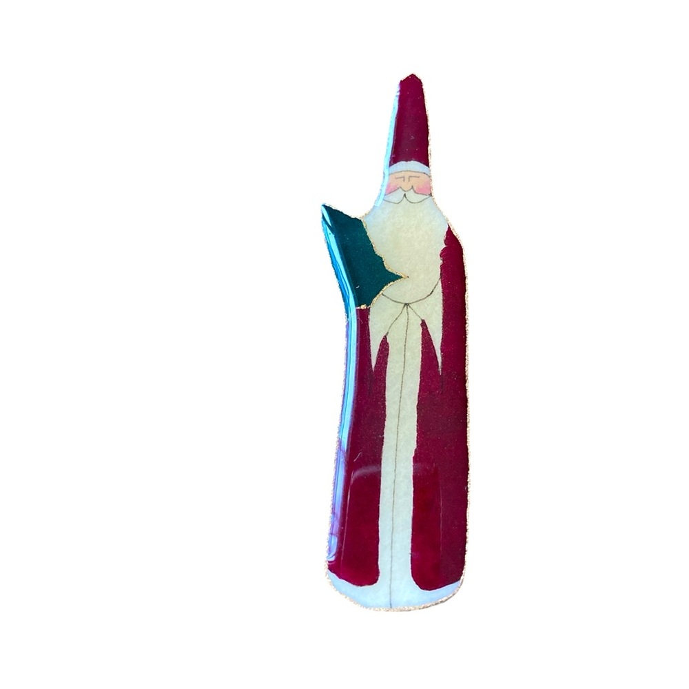 Father Christmas Resin Pin Brooch Maroon Robe Tree Victorian Holiday Festive Fun